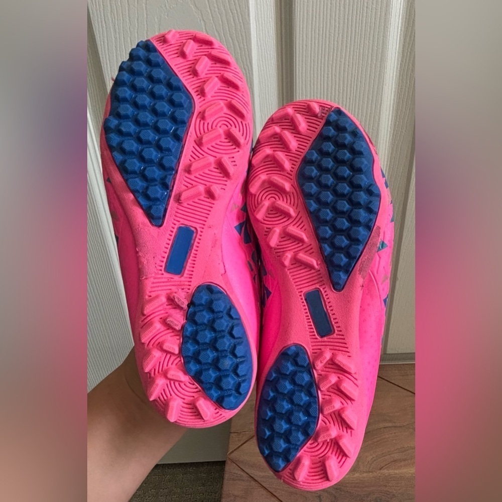 Dream Pairs Pink and Blue Sneakers Vibrant Design - Picture 5 of 8